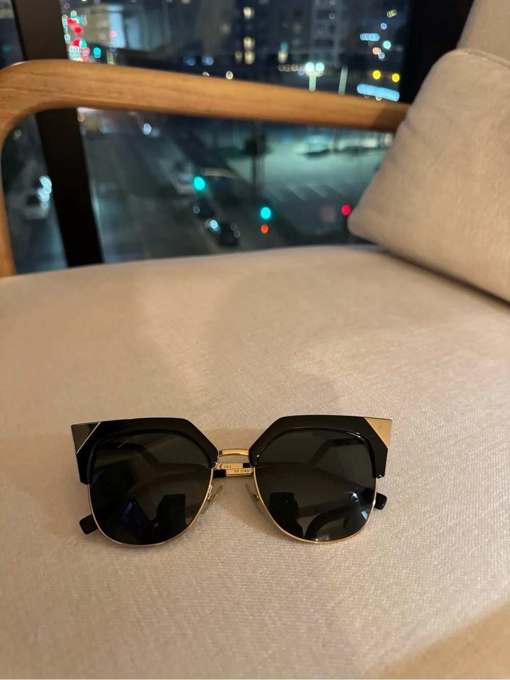 Fendi Geometric Cat Eye Sunglasses